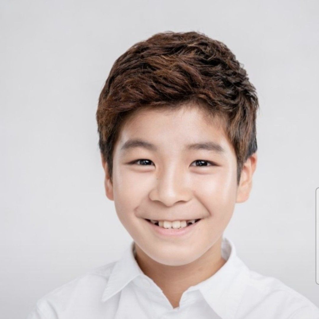 粉丝拍下的郑东元瞬间