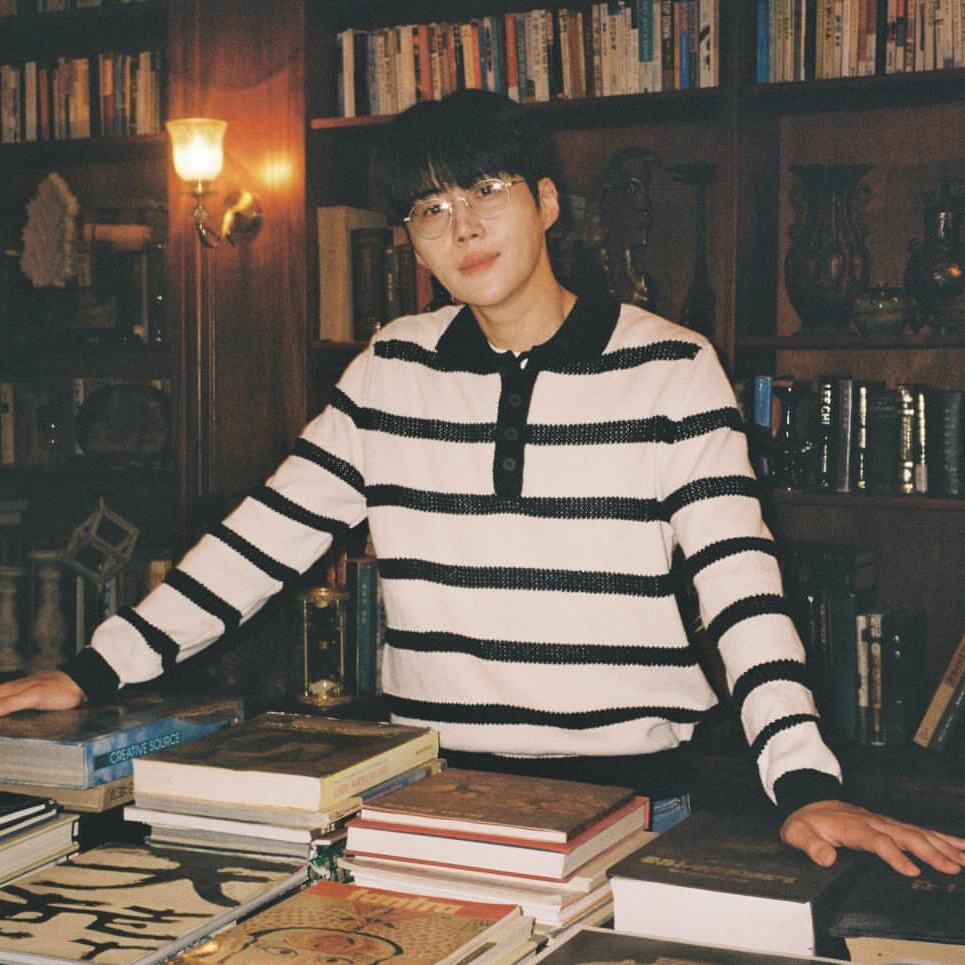 A moment captured by a fan of Kim Seonho