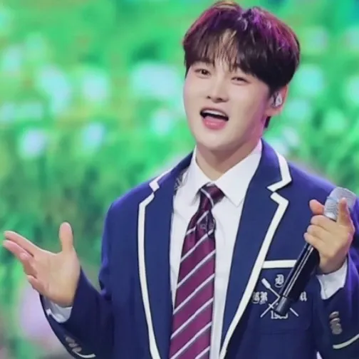 박서진의 비하인드 컷
