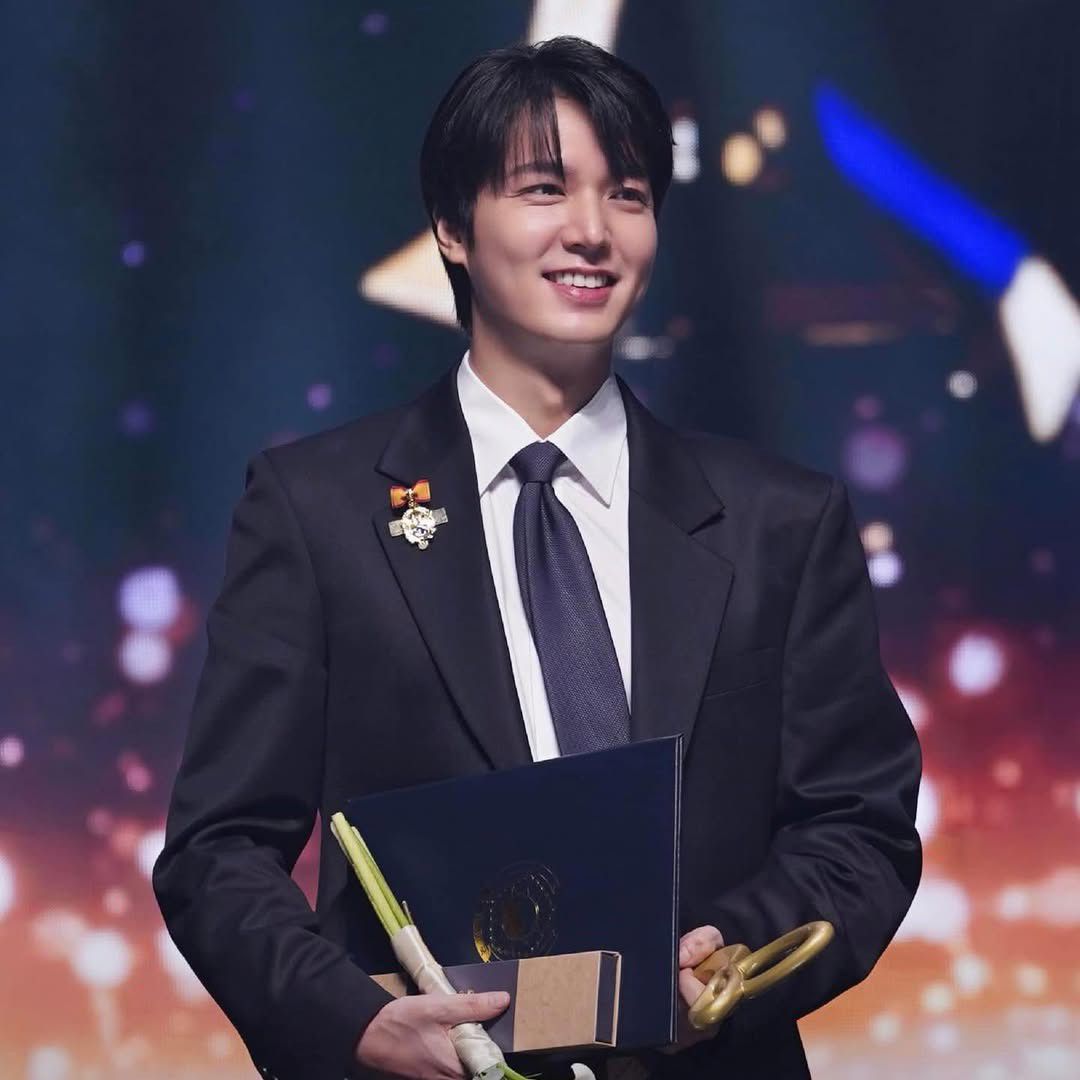 Behind-the-scenes cut of Lee Minho