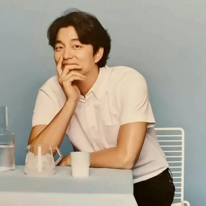A moment captured by a fan of Gong Yoo
