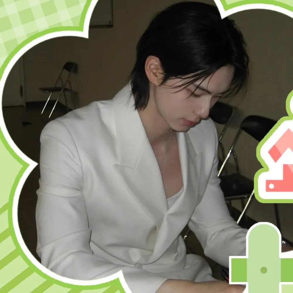 Recent activity shot of Lee Chaemin