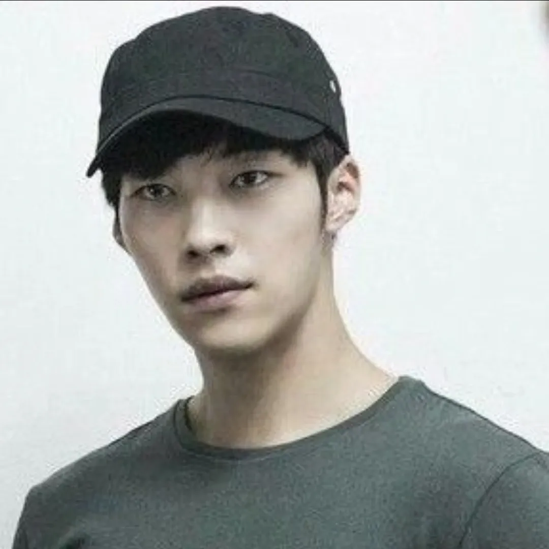 Behind-the-scenes cut of Woo Dohwan