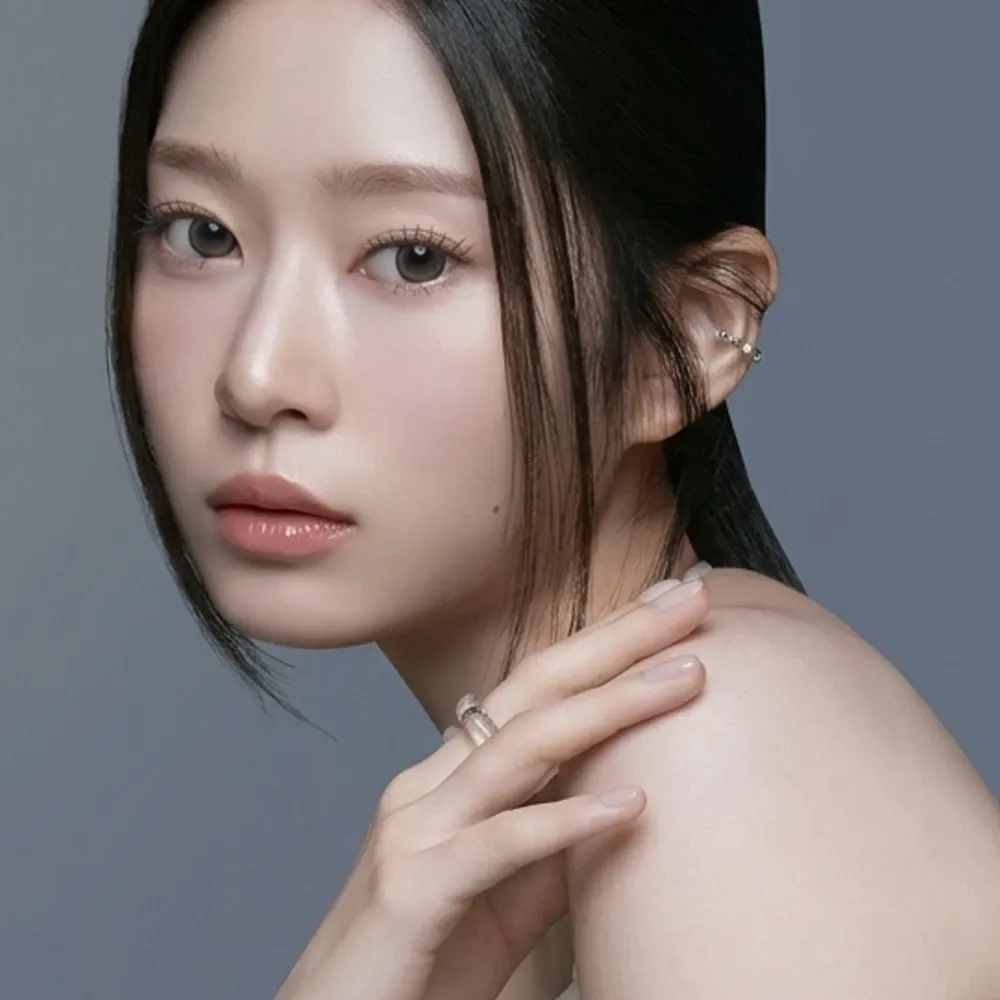 Latest photo of Kim Minju