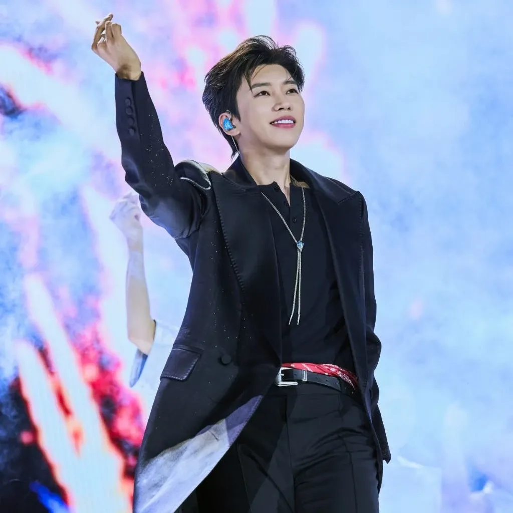 Cuplikan di balik layar dari Lim Youngwoong