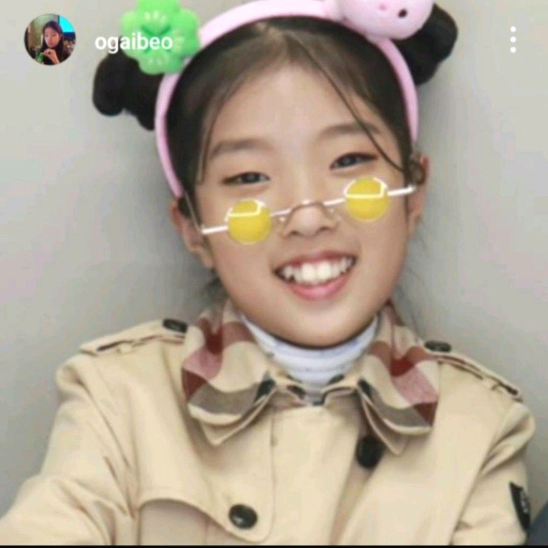 Bin Yeseo的最新照片