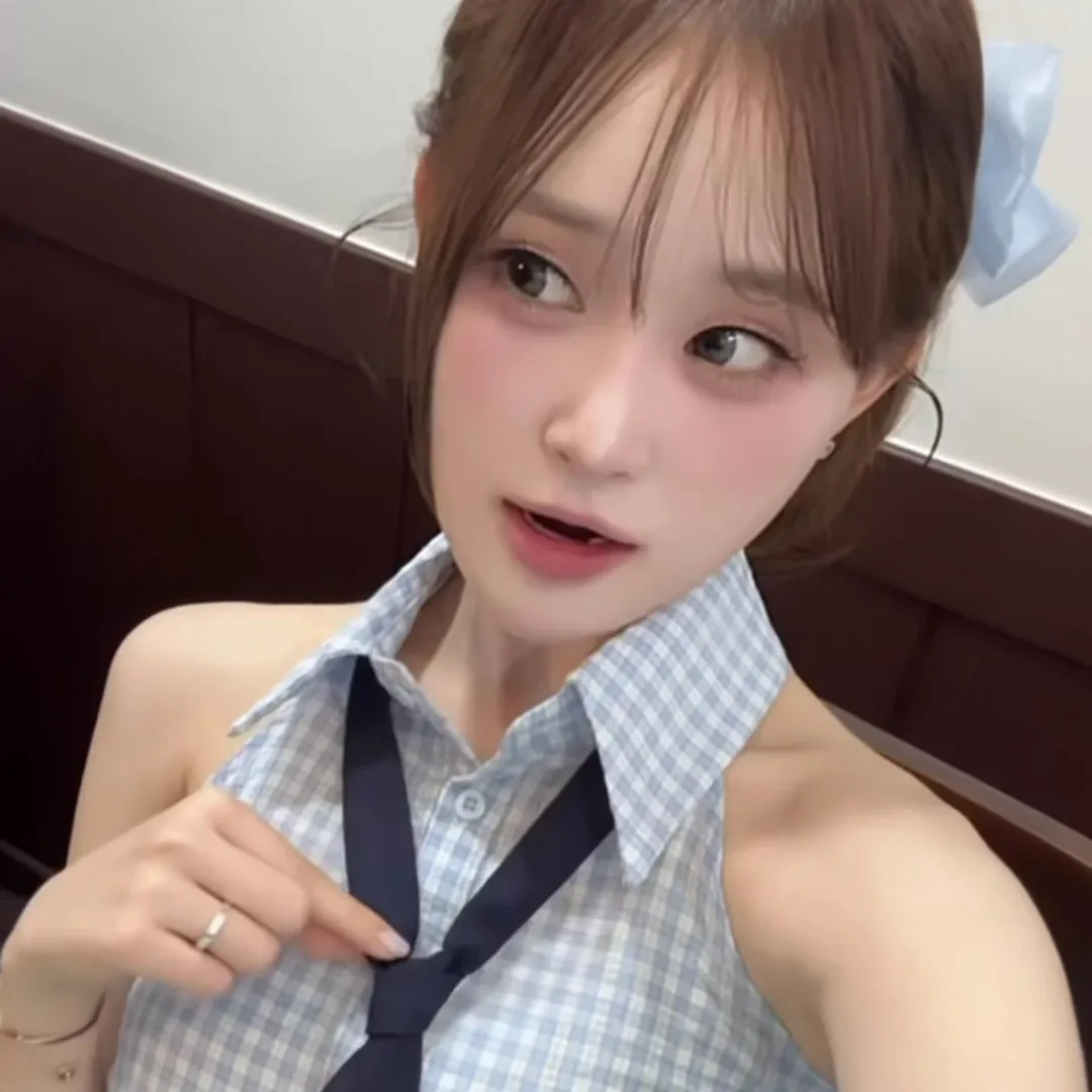 Foto kegiatan terbaru dari Kim Dahyun
