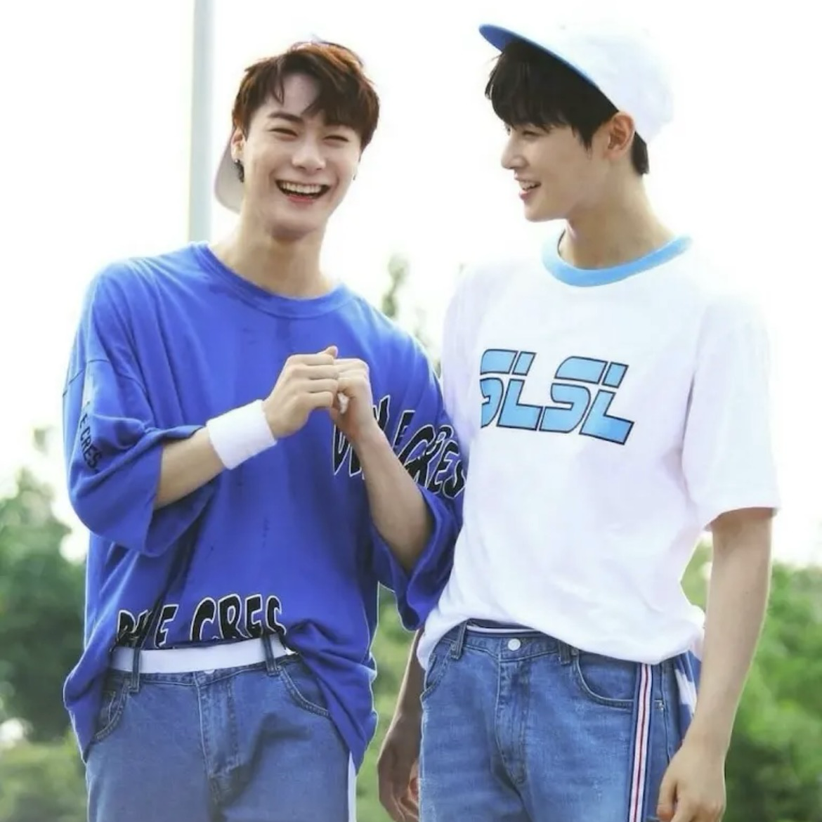 Behind-the-scenes cut of Cha Eunwoo