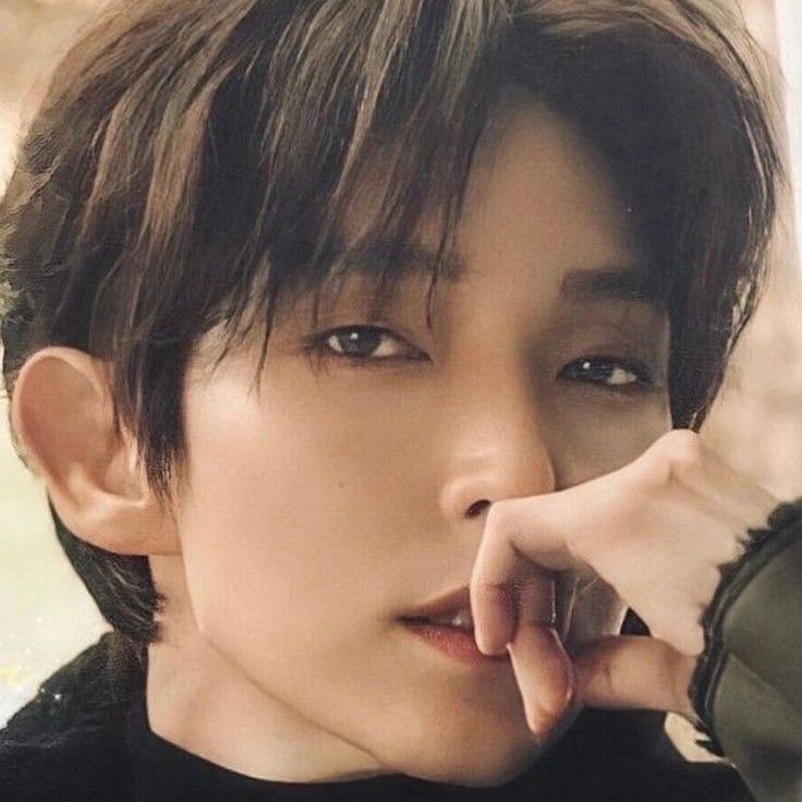 A moment captured by a fan of Lee Joongi