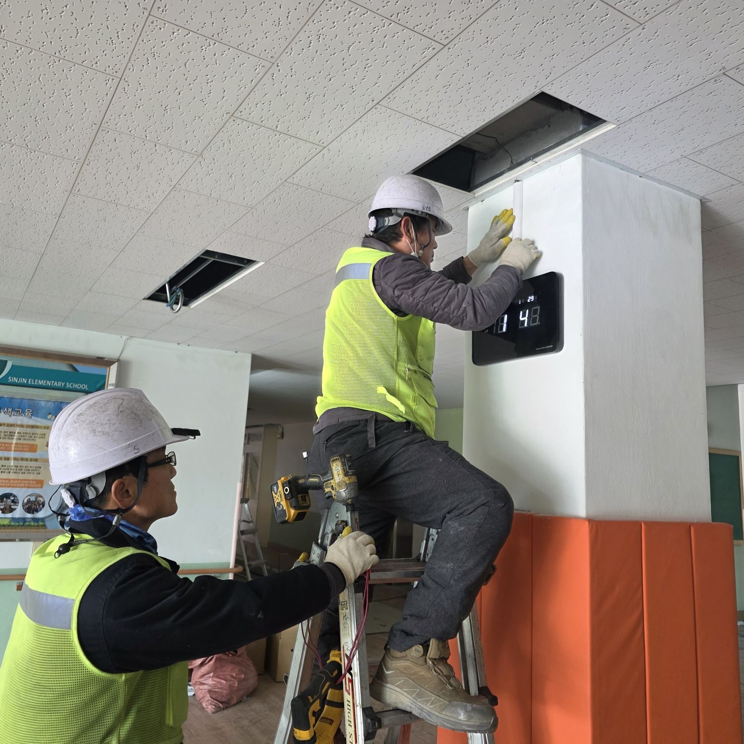 李灿元的幕后花絮