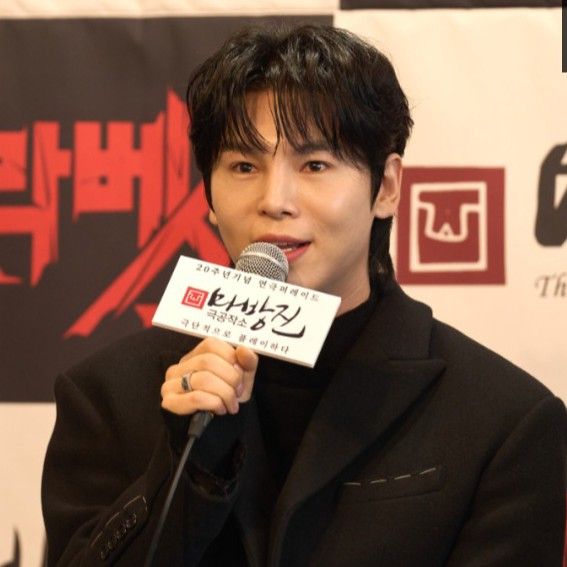 Behind-the-scenes cut of Kim Junsu (1991)