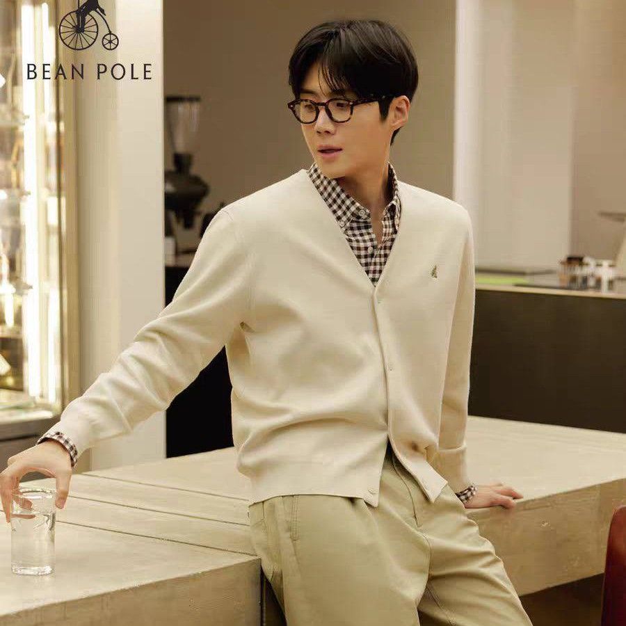 粉絲拍下的金宣虎瞬間