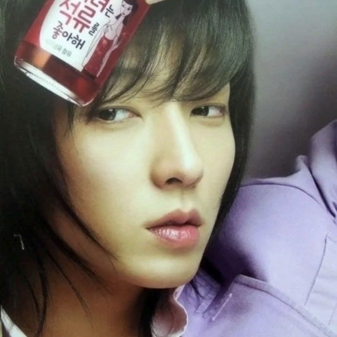 Recent activity shot of Lee Joongi