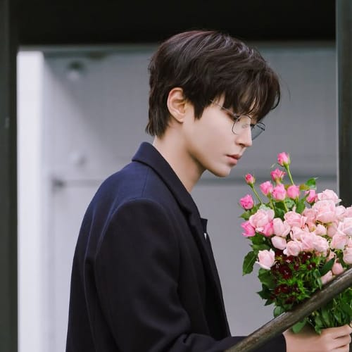 황인엽의 비하인드 컷