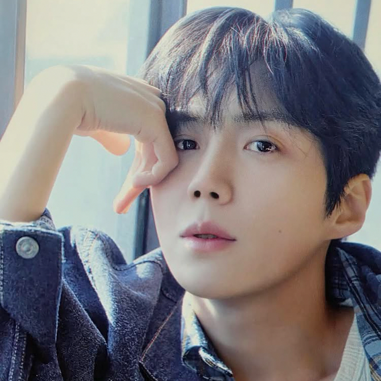 김선호 최근 활동샷