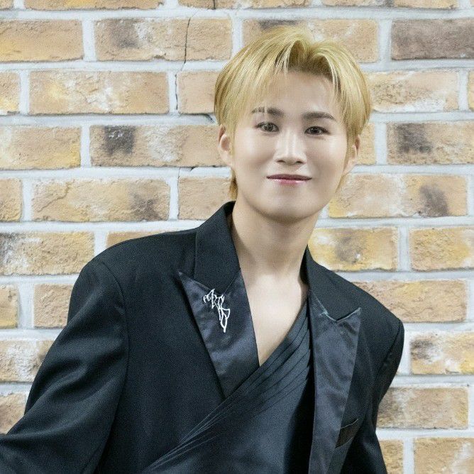 Momen yang diabadikan oleh penggemar Kim Heejae