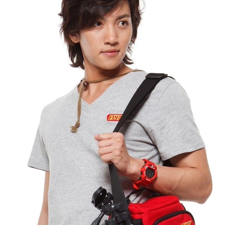 チ・チャンウクの最近の活動ショット