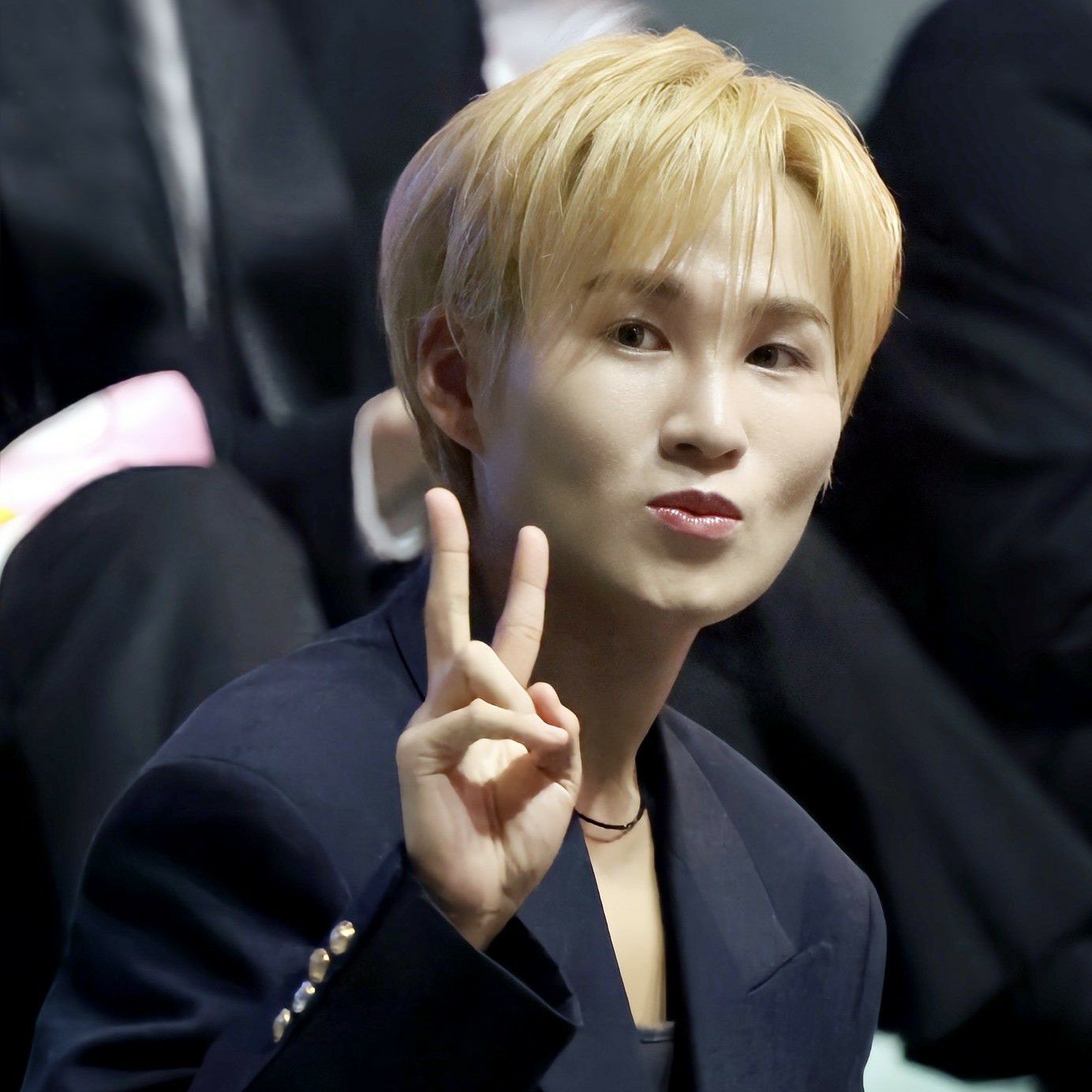 金熙栽的最新照片