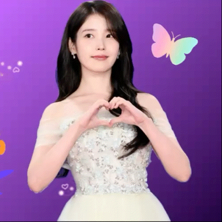 Foto kegiatan terbaru dari IU