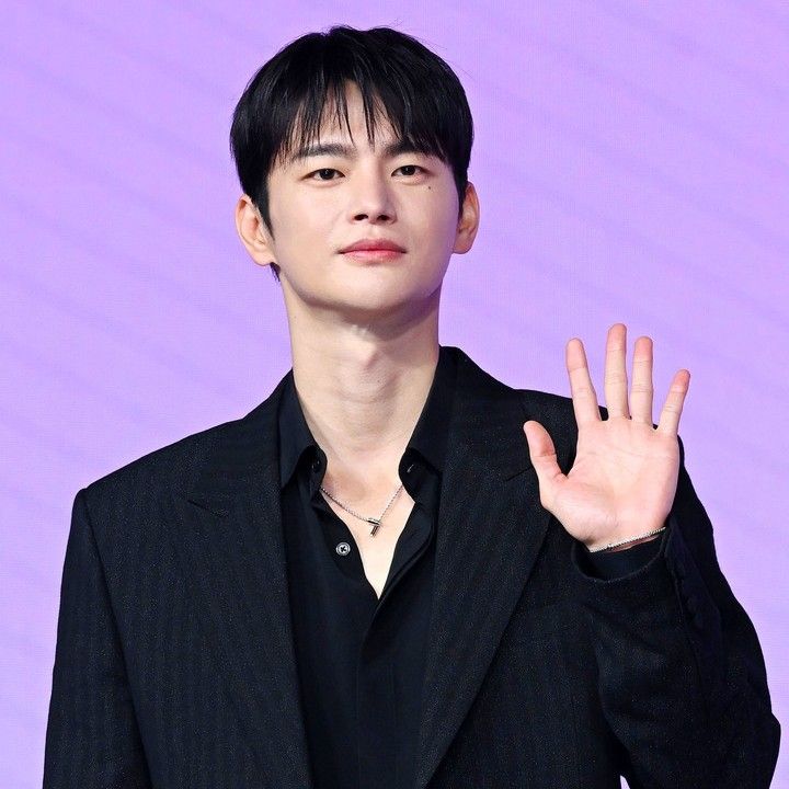 ソ・イングクのビハインドカット