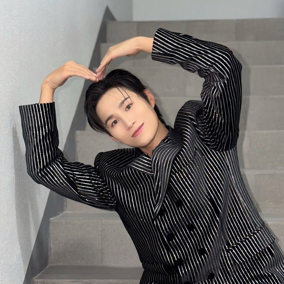 粉丝拍下的金熙栽瞬间