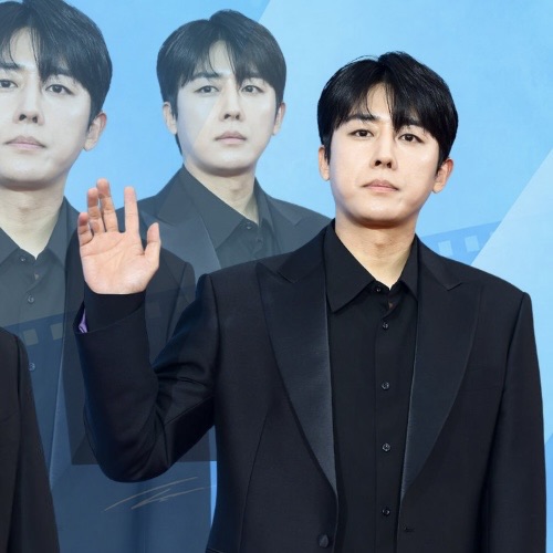 Latest photo of Son Hojun