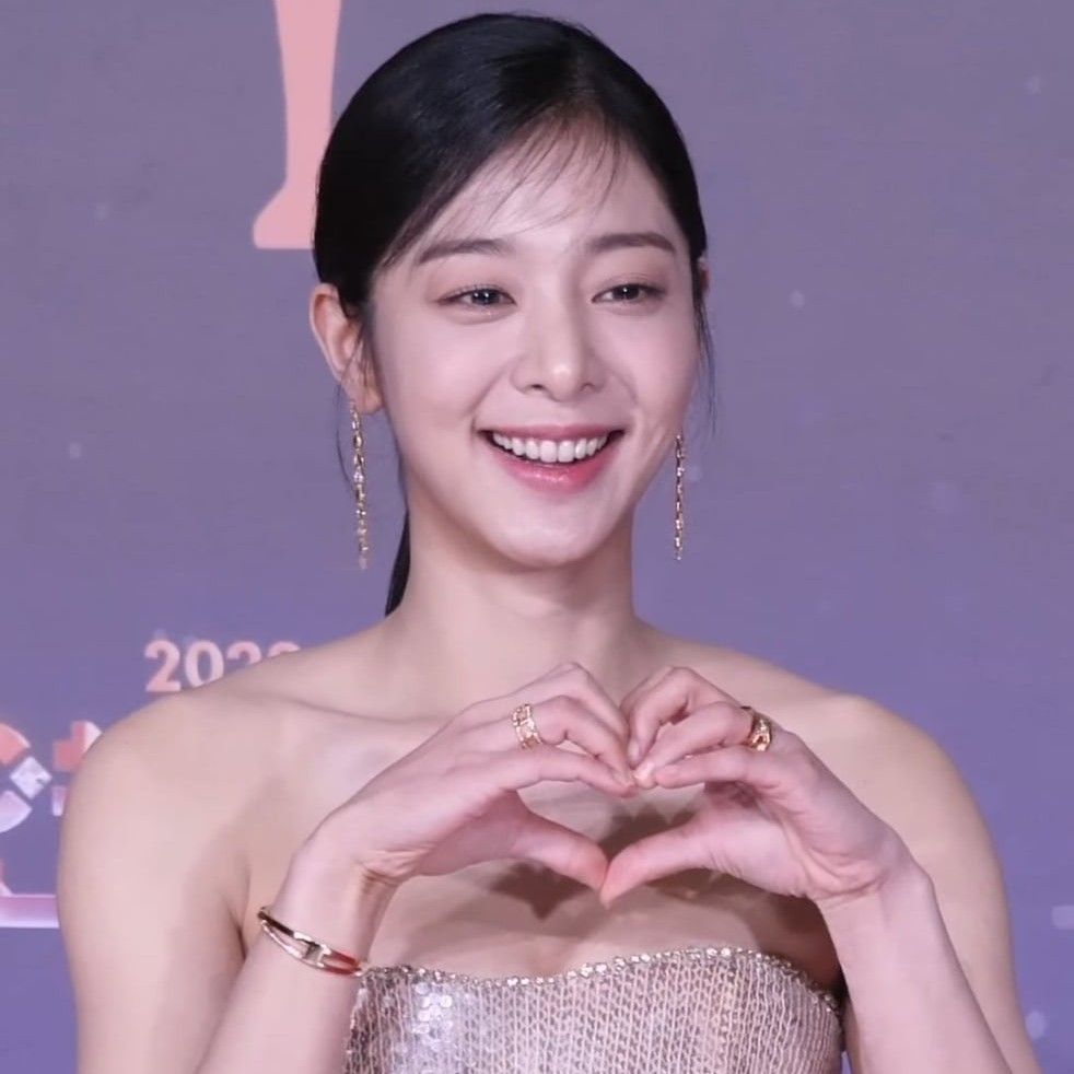 Recent activity shot of Seol Inah