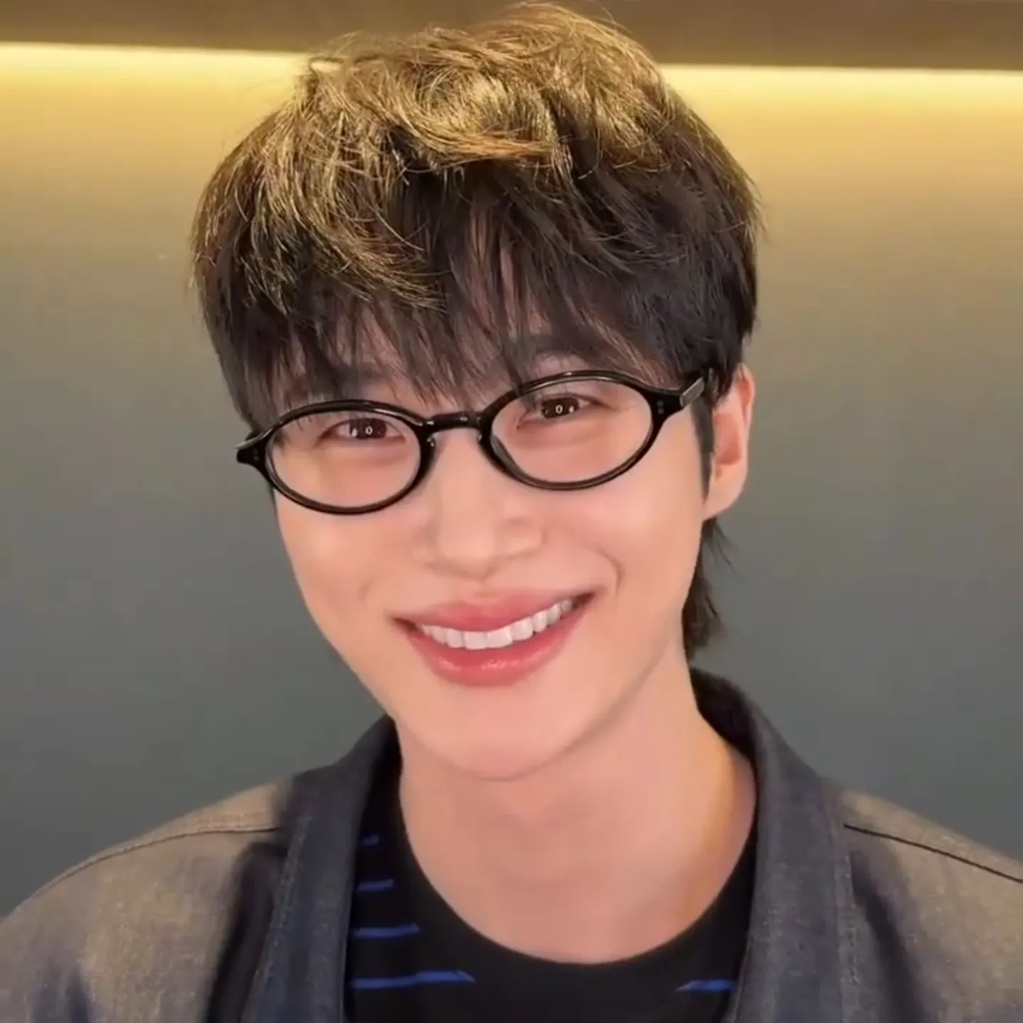 A moment captured by a fan of Byeon Wooseok