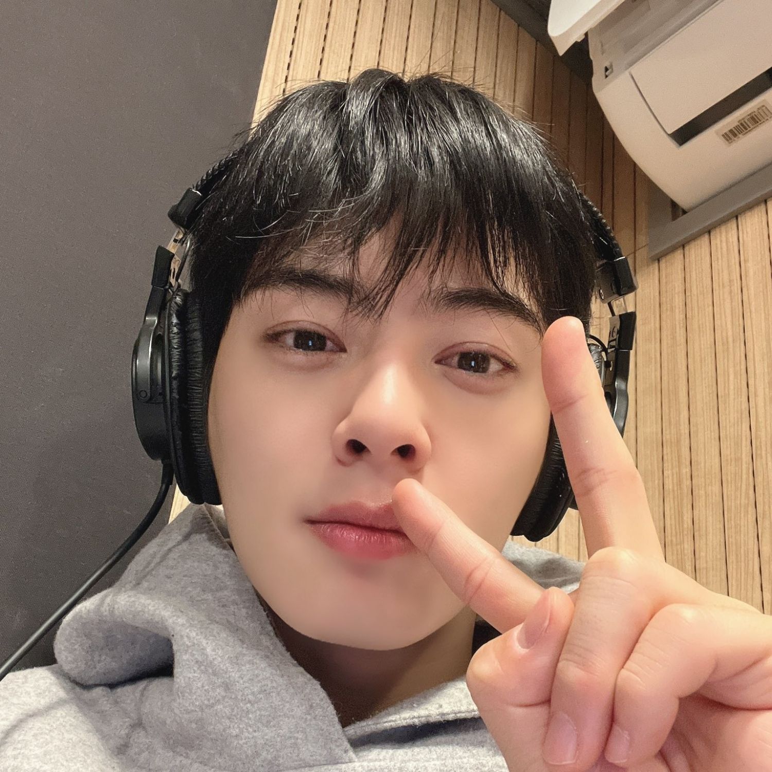 Latest photo of Cha Eunwoo