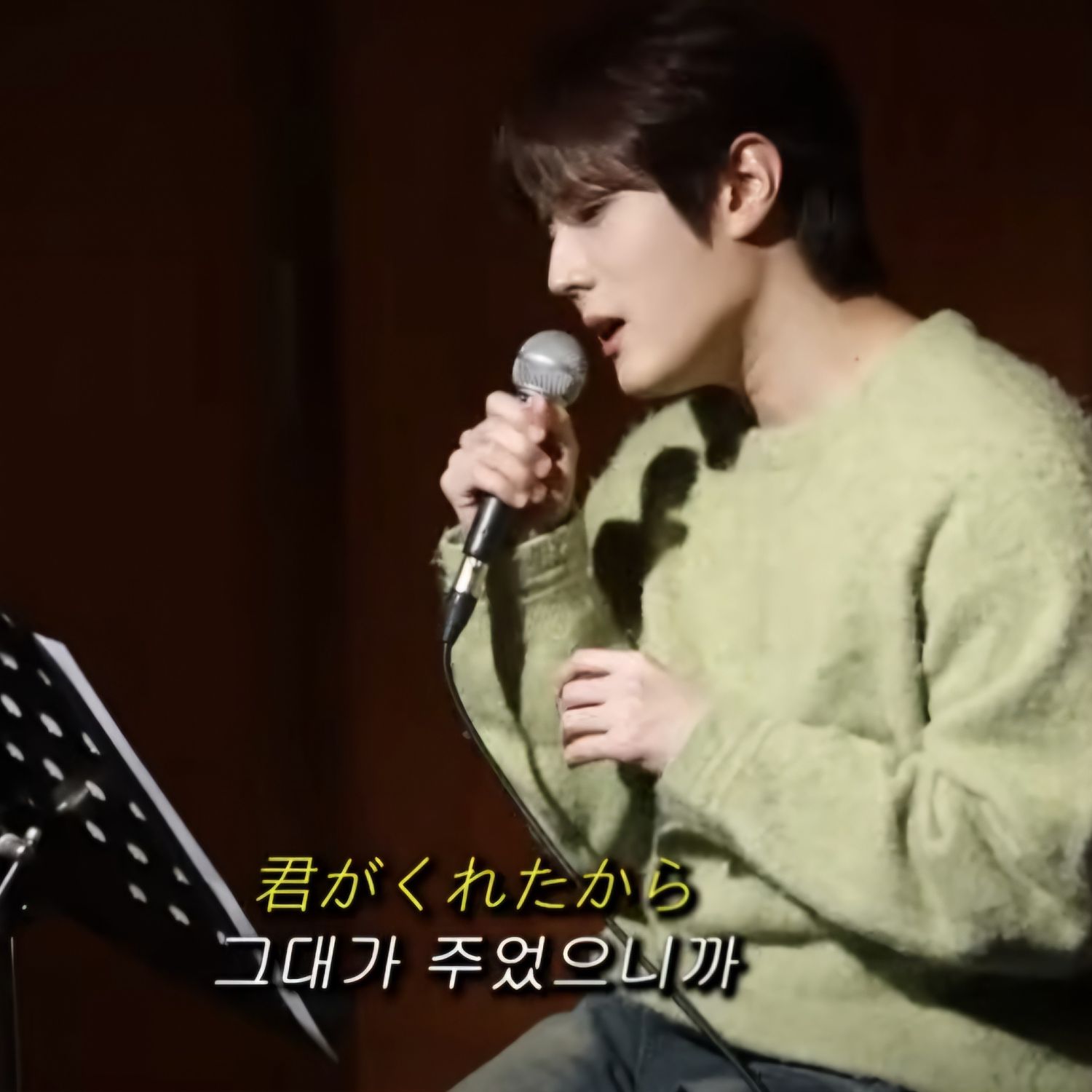 Behind-the-scenes cut of Kim Jungyeon