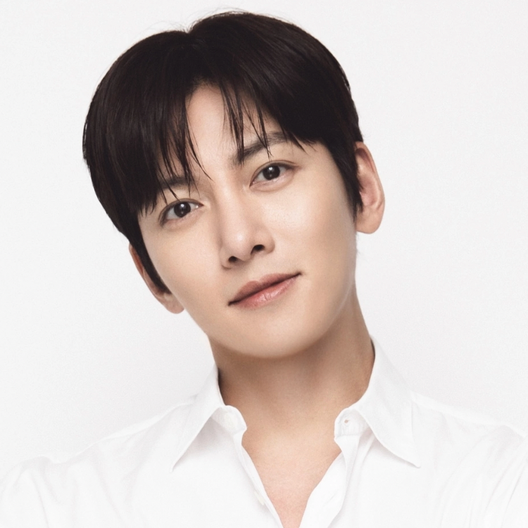 Latest photo of Ji Changwook
