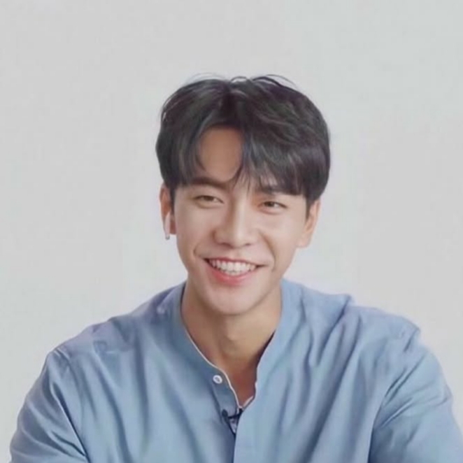 粉丝拍下的李升基瞬间