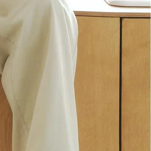 Behind-the-scenes cut of Bae Inhyuk