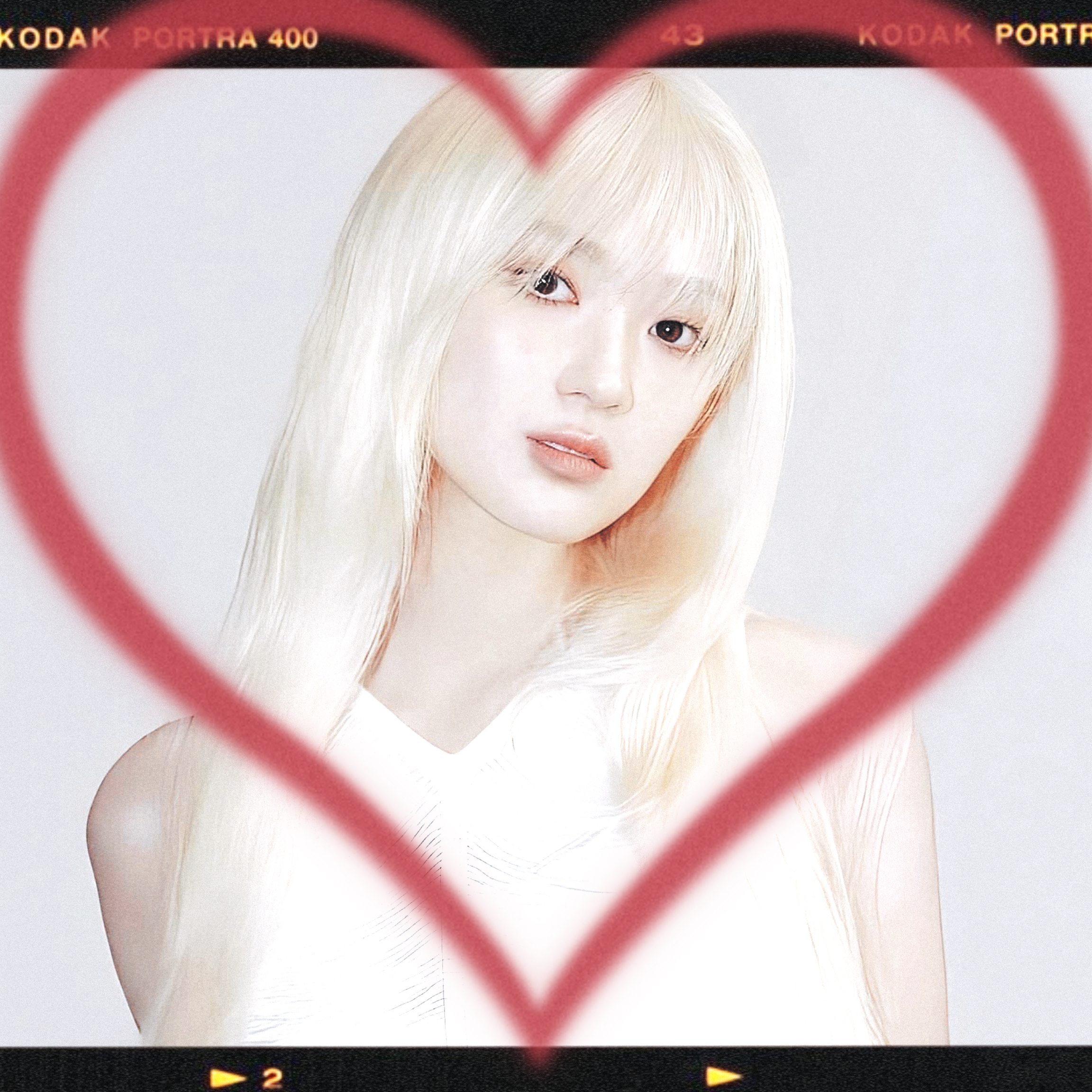 Recent activity shot of Kim Hyeyoon