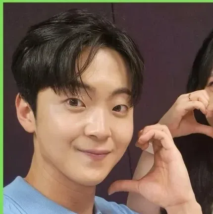 Behind-the-scenes cut of Park Minsu