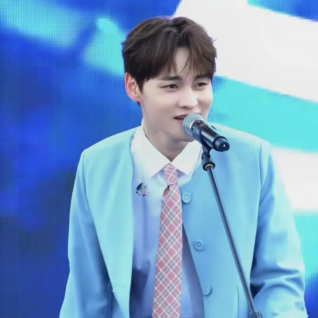 박서진 최근 활동샷