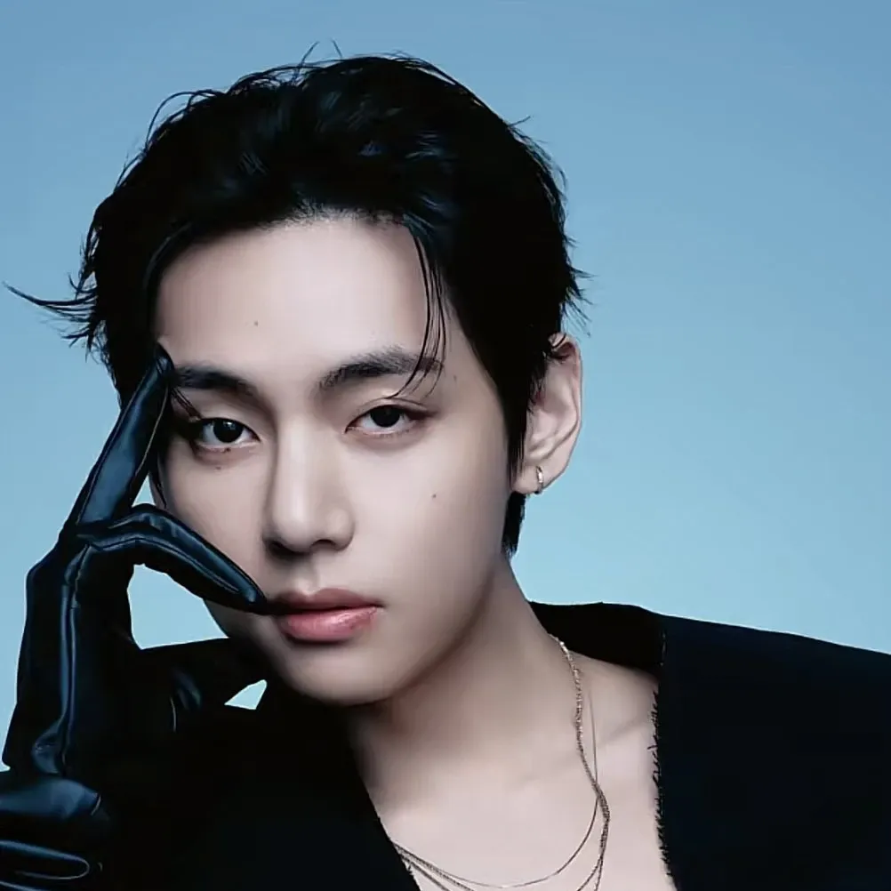 Behind-the-scenes cut of Kim Taehyung (V)