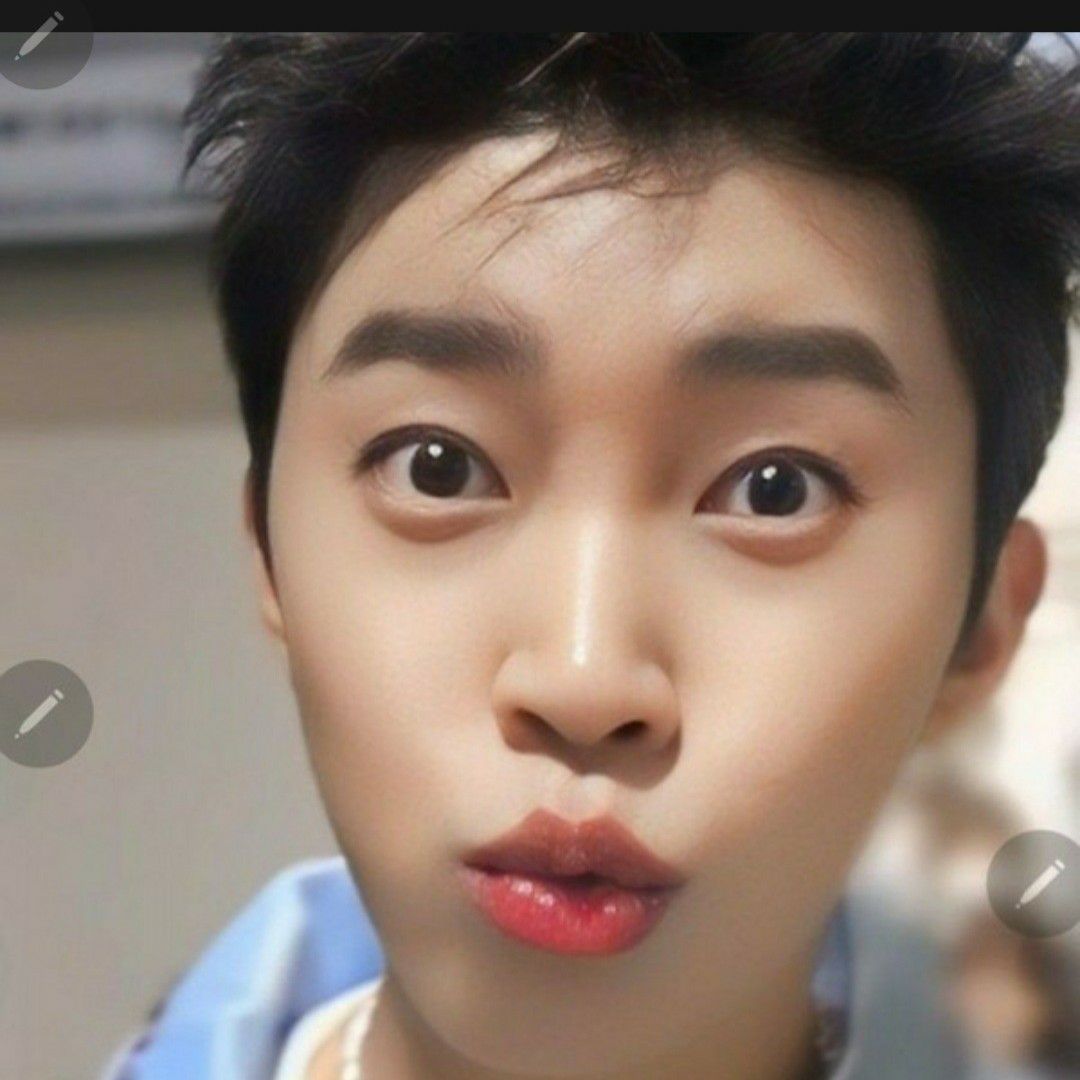 Recent activity shot of Lim Youngwoong