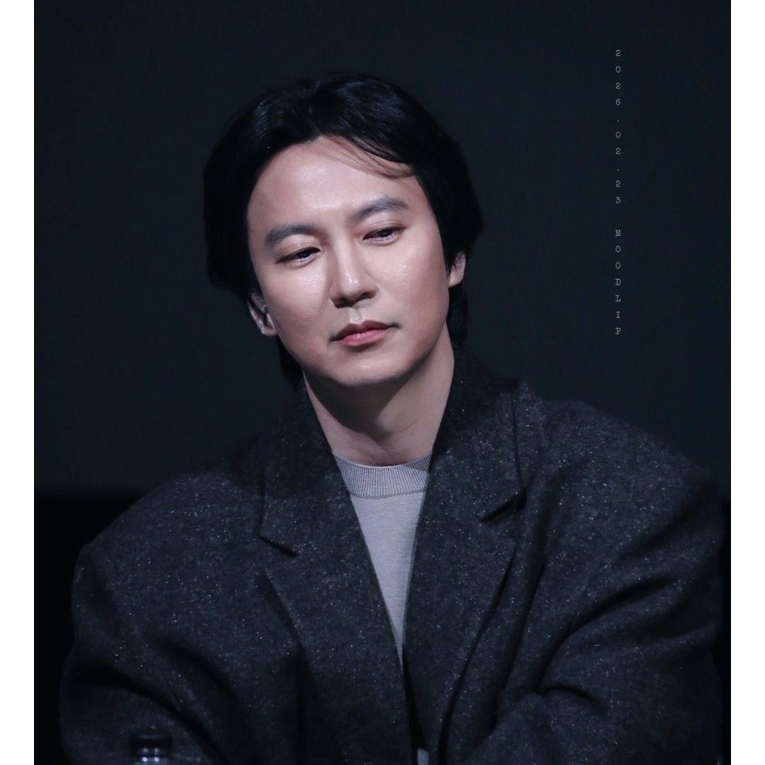 Behind-the-scenes cut of Kim Namgil