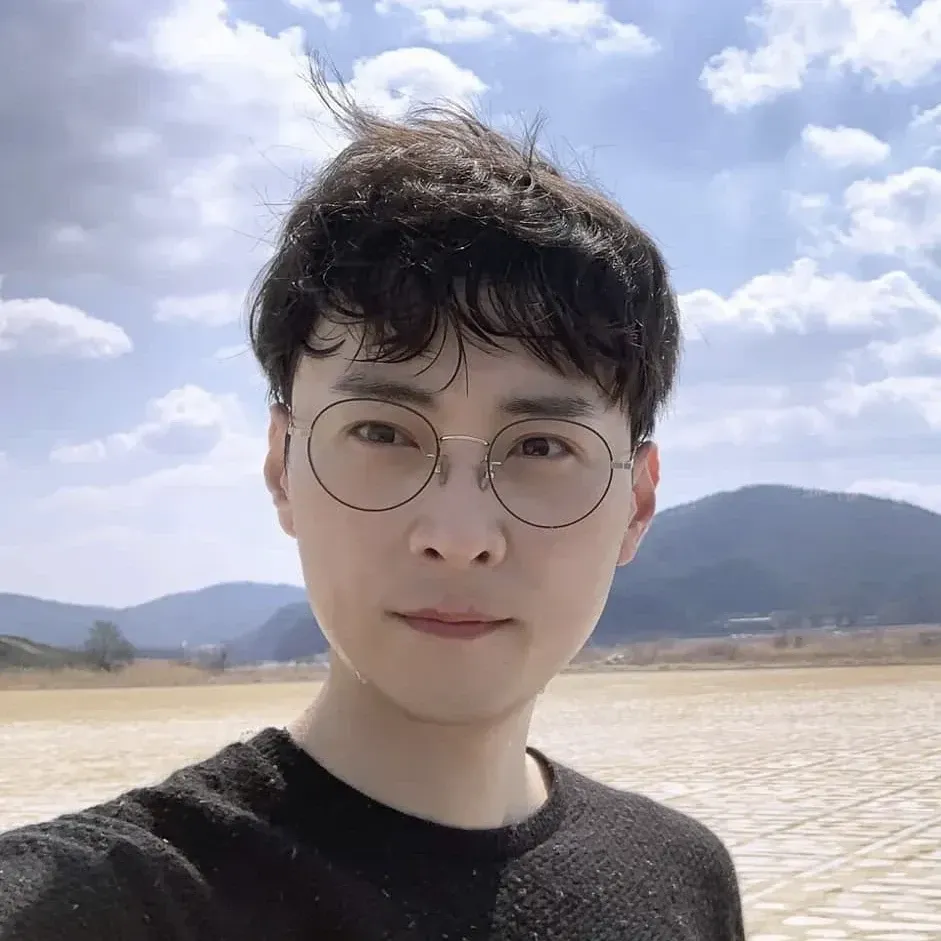 闵庚勋的最新照片