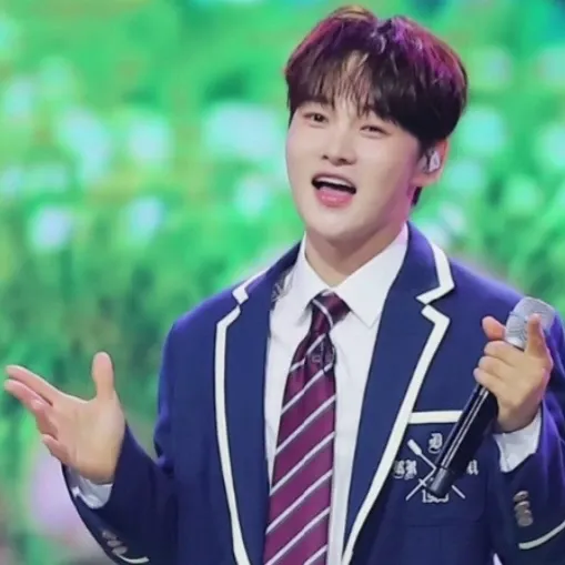 박서진 최근 활동샷