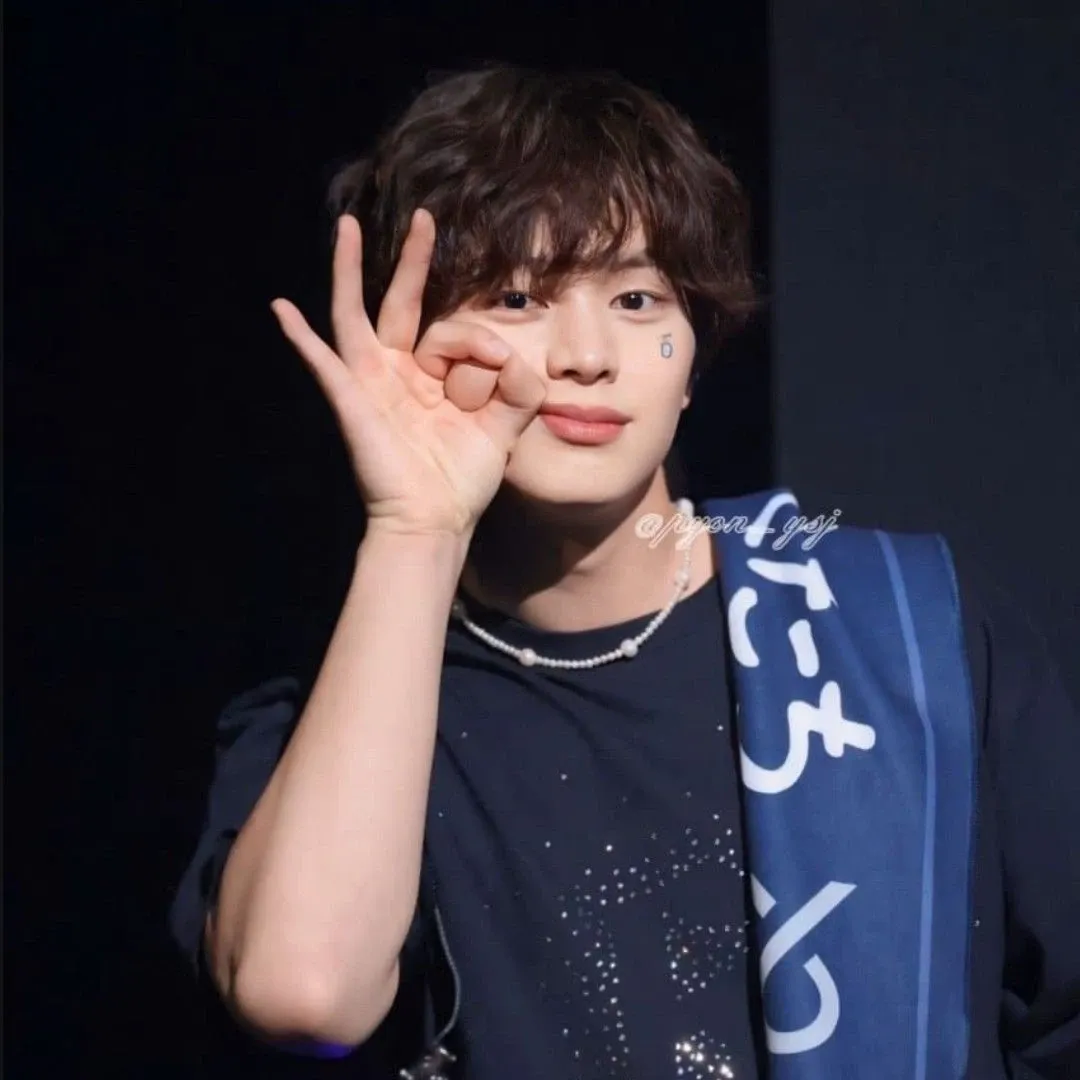 Behind-the-scenes cut of Yook Sungjae