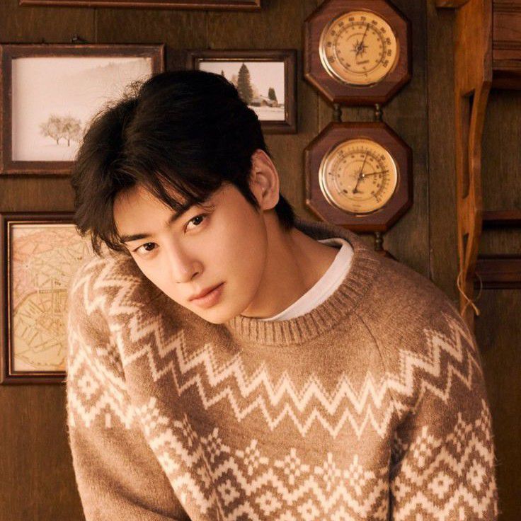 Latest photo of Cha Eunwoo