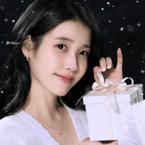 Momen yang diabadikan oleh penggemar IU