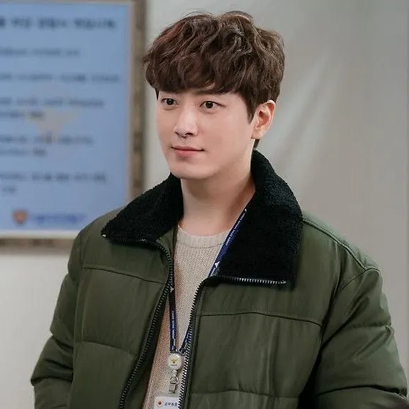 Latest photo of Lee Joonhyuk