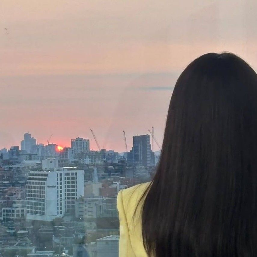 Behind-the-scenes cut of Park Eunbin