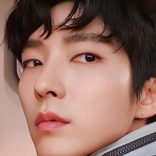 Behind-the-scenes cut of Lee Joongi