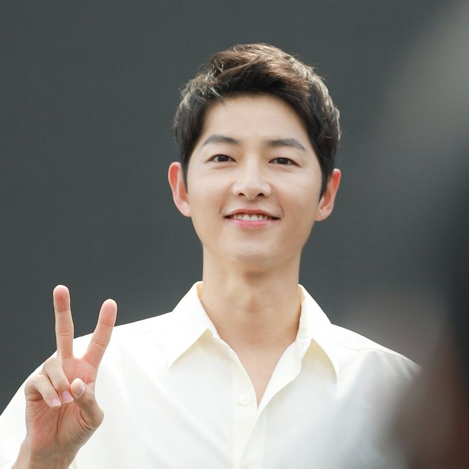 Latest photo of Song Joongki