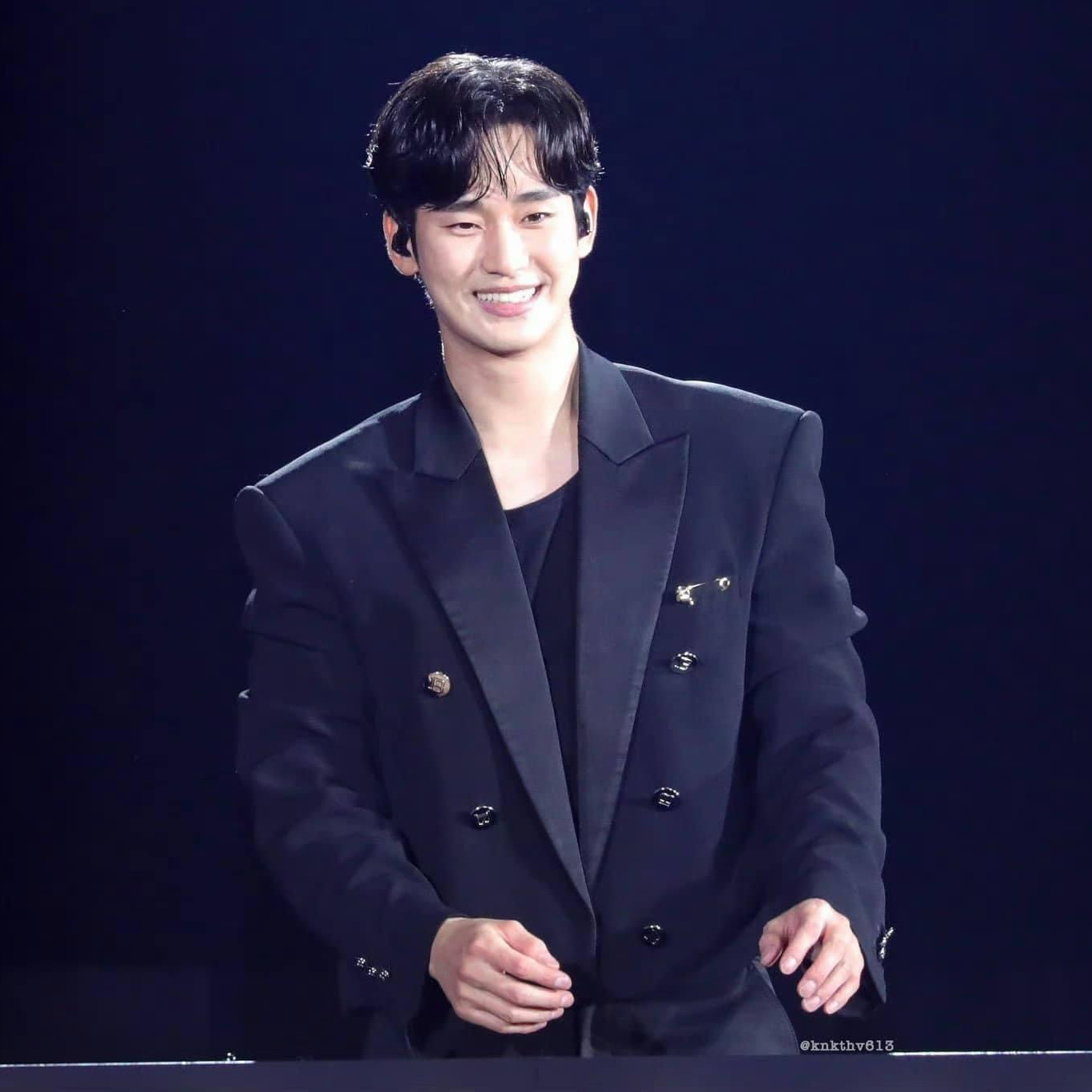 Behind-the-scenes cut of Kim Soohyun
