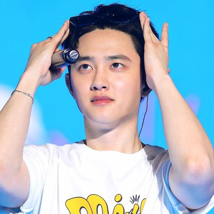 都暻秀 (D.O.)的最新照片